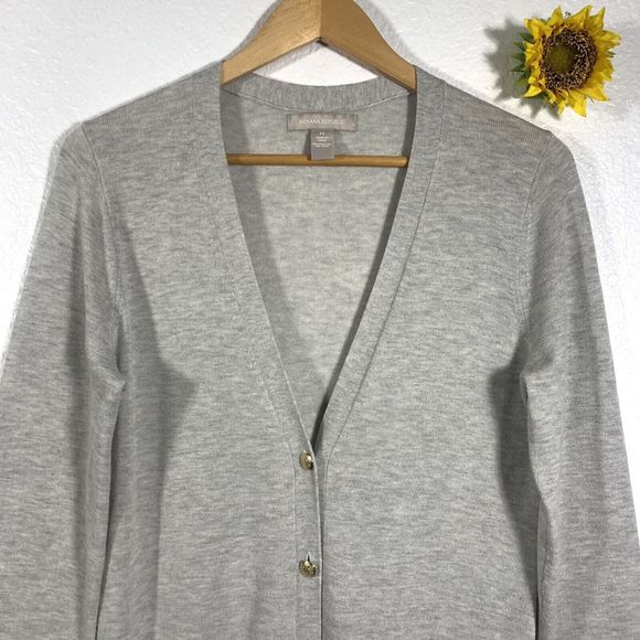 Banana Republic Wool Blend Button Up Pocket Sweater Cardigan Size Medium Womens - Picture 2 of 9